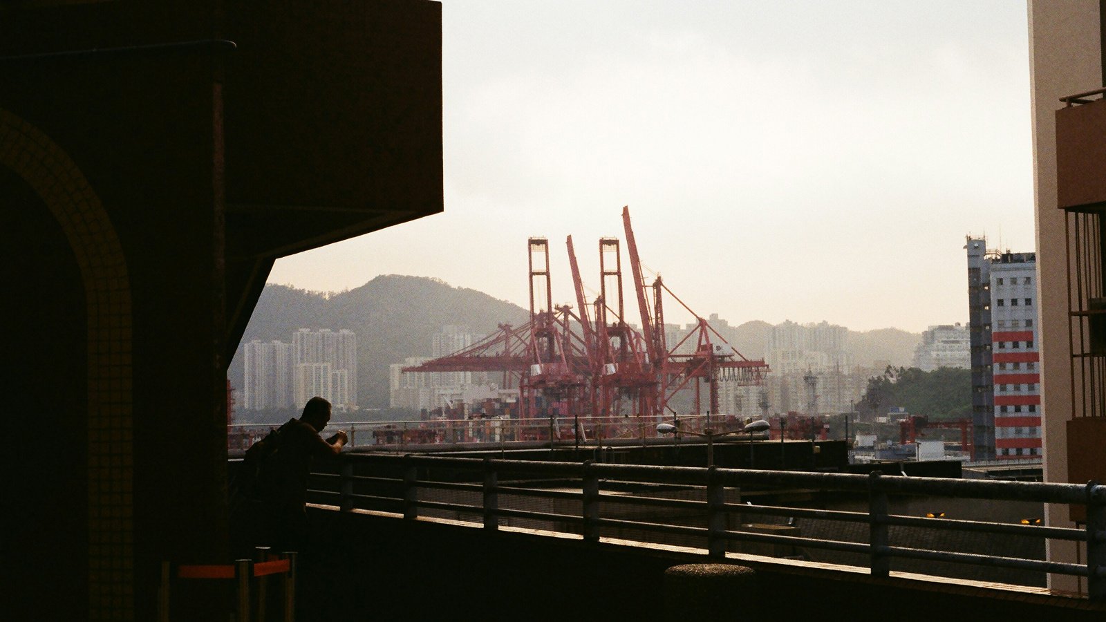 16_9_How new tariffs impact your business — and how to stay ahead_Feature_1600x900