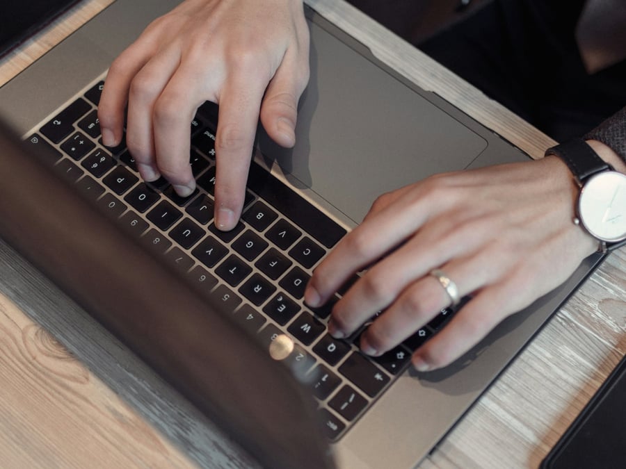 Varför en dedikerad fakturahanteringslösning är en lönsam investering