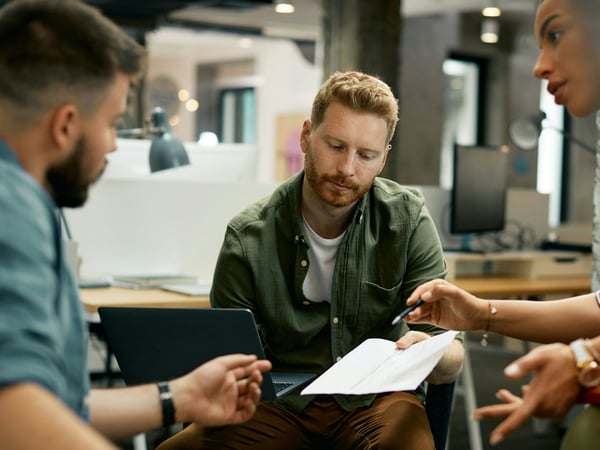 Vinkkejä ostoreskontrasta vastaavalle: Näin ratkaiset yleisimmät haasteet