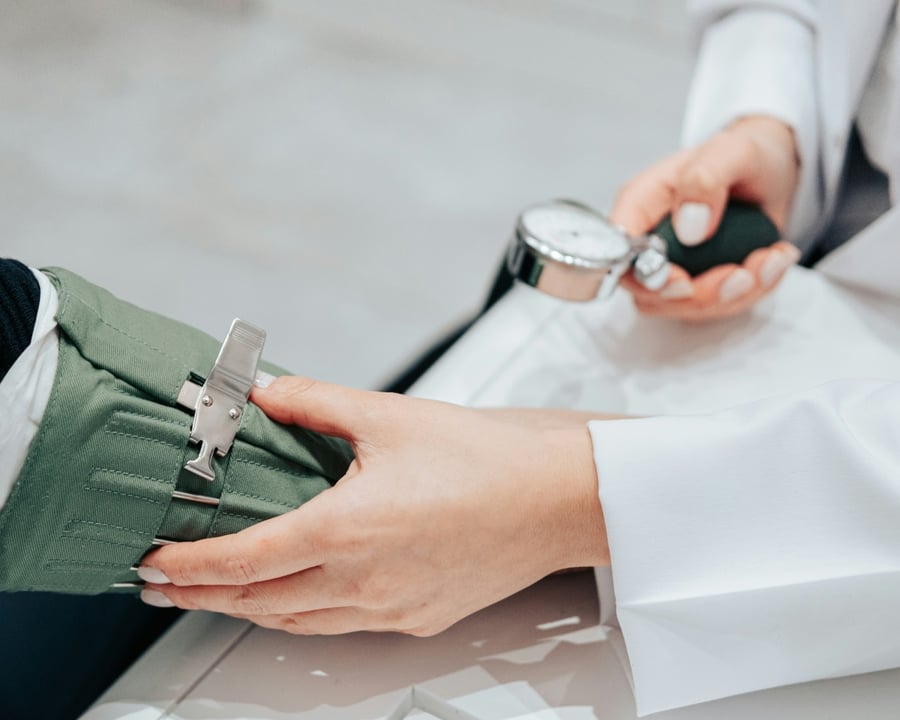 4_5_Gesundheitswesen2_1024x1280